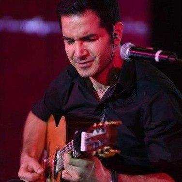 دانلود آهنگ محسن یگانه خاطره بازی